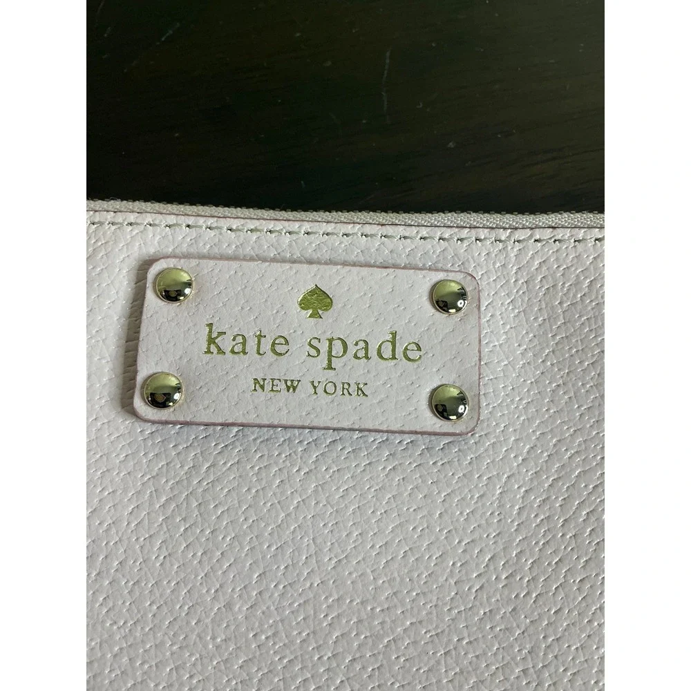 Kate Spade Wristlet Clutch Women's‎ One Size Leather Handbag Purse